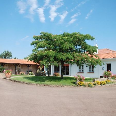 Chez Bernadou Hotel Machecoul ภายนอก รูปภาพ