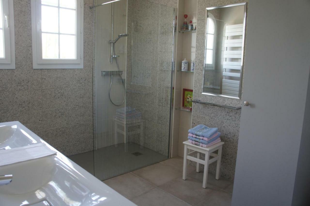 Chez Bernadou Hotel Machecoul ภายนอก รูปภาพ
